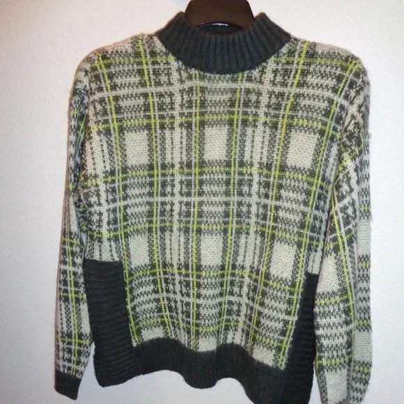 NINE West Plaid Sweater Size Large NWT - Picture 1 of 10
